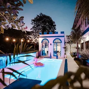  Guest house Bombora Surf Camp Indonesia